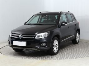 Volkswagen Tiguan - 2012