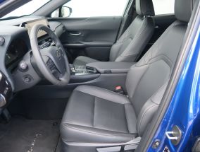 Lexus UX - 2025
