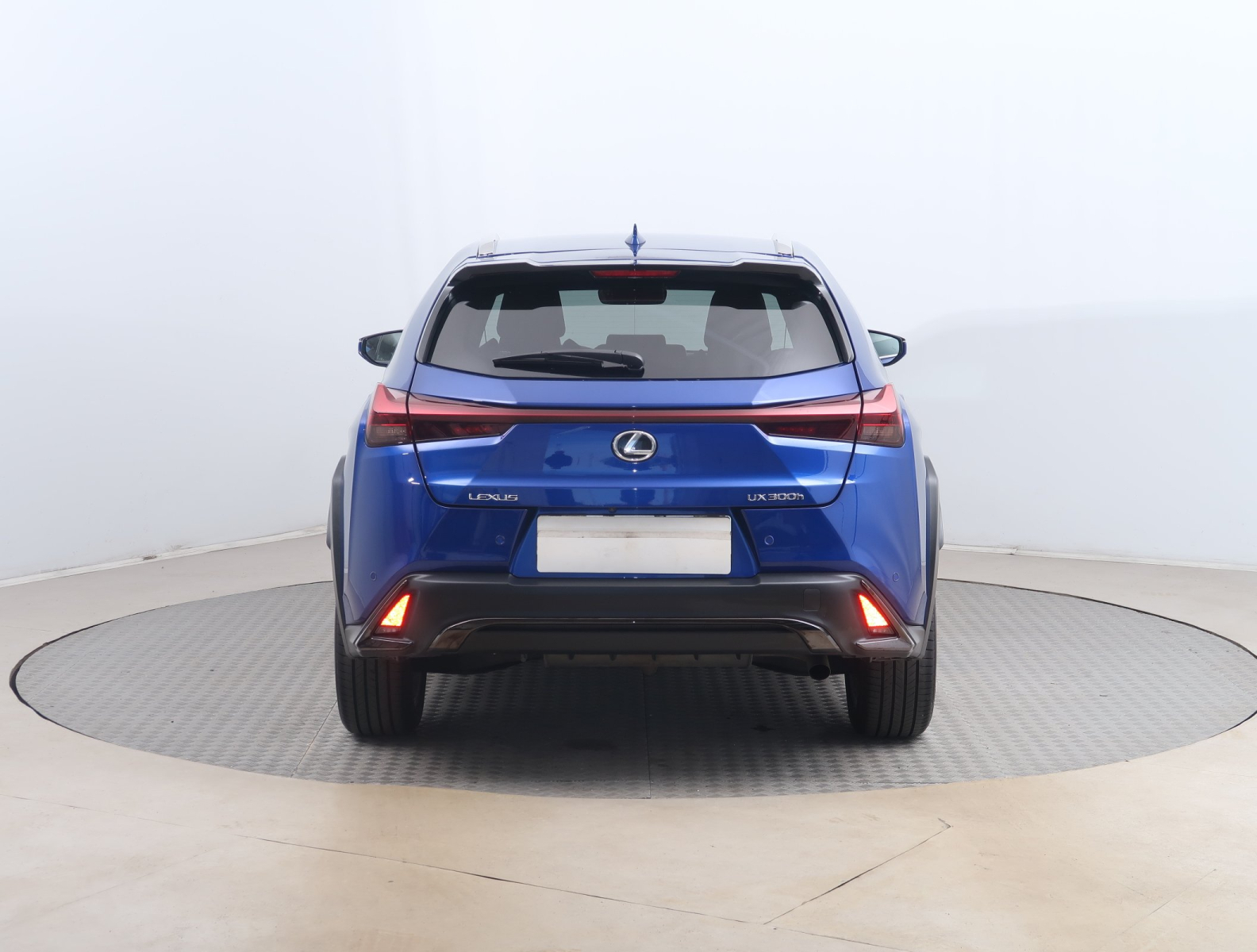 Lexus UX - 2025