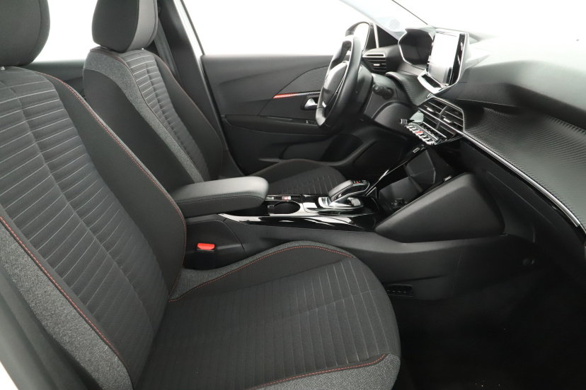 Peugeot e-208, 2020