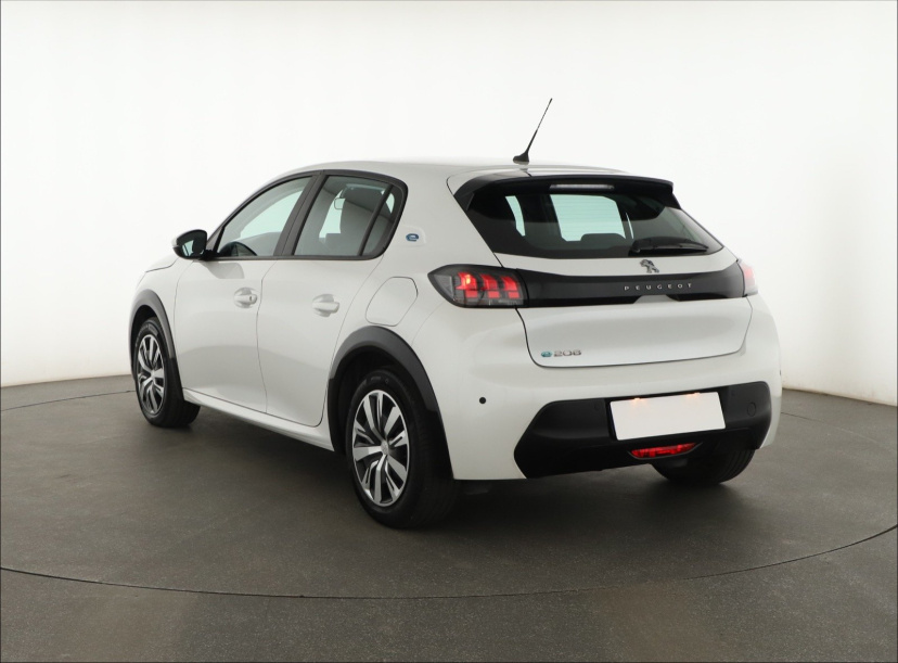 Peugeot e-208, 2020