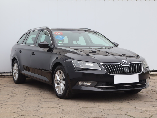 Škoda Superb 2021