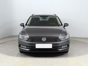 Volkswagen Passat - 2016