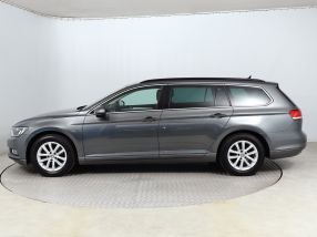 Volkswagen Passat - 2016