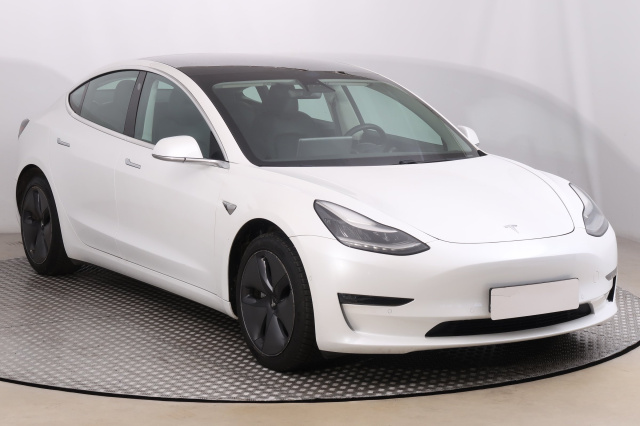 Tesla Model 3 2019