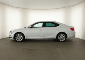 Skoda Superb - 2021