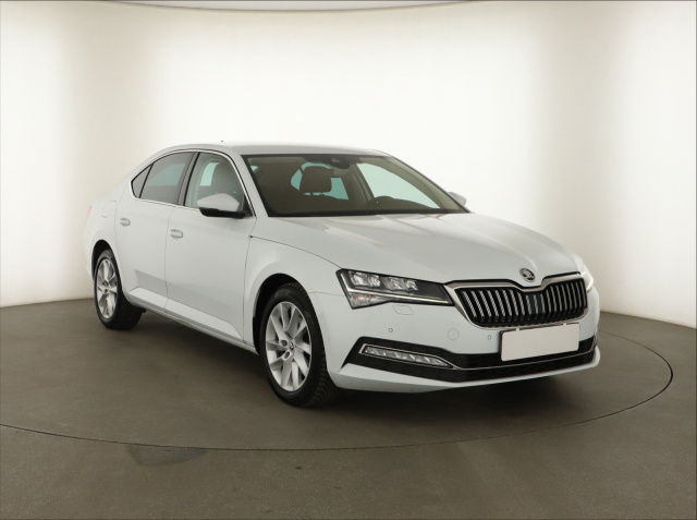 Škoda Superb 2021