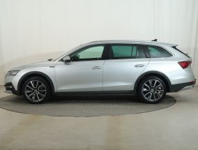 Škoda Octavia Scout - 2021