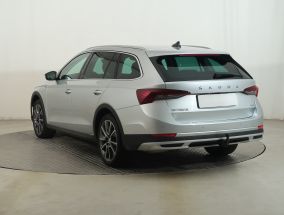Škoda Octavia Scout - 2021