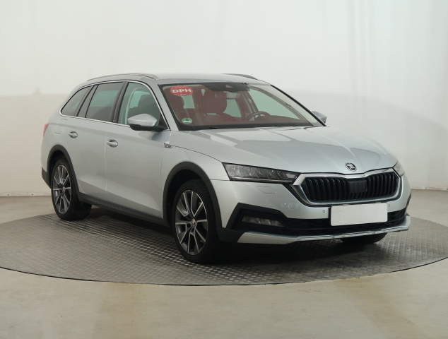 Škoda Octavia Scout 2021