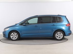 Volkswagen Touran - 2021
