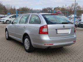 Škoda Octavia - 2012