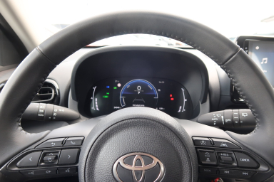 Toyota Yaris Cross - 2025