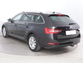 Skoda Superb - 2019