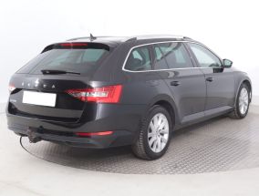 Škoda Superb - 2019