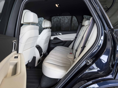 BMW X5 - 2025