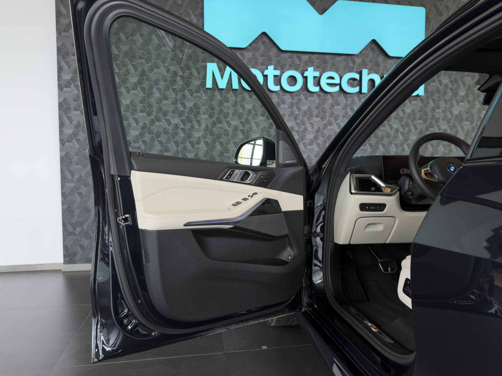 BMW X5 - 2025