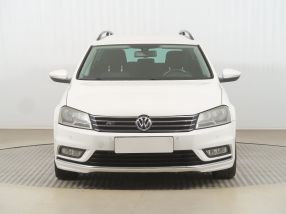 Volkswagen Passat - 2012