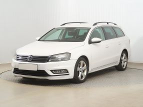 Volkswagen Passat - 2012