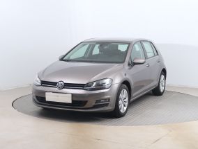 Volkswagen Golf - 2016