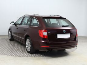 Skoda Superb - 2011