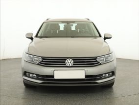Volkswagen Passat - 2015