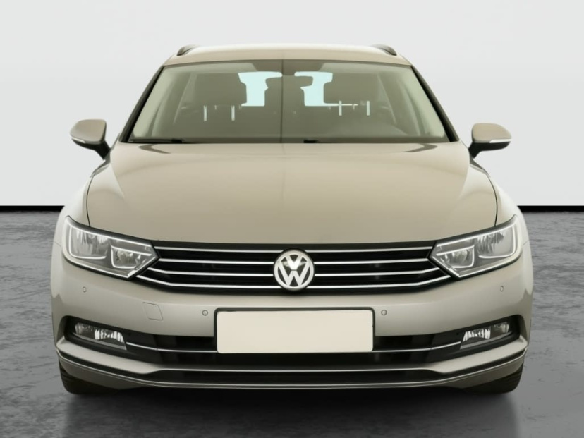 Volkswagen Passat, 2015