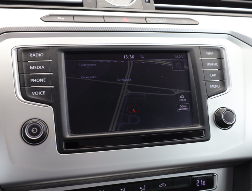 Volkswagen Passat, 2015