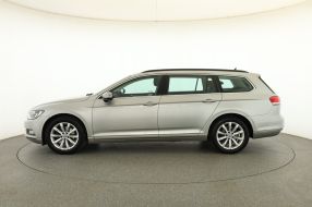 Volkswagen Passat - 2015