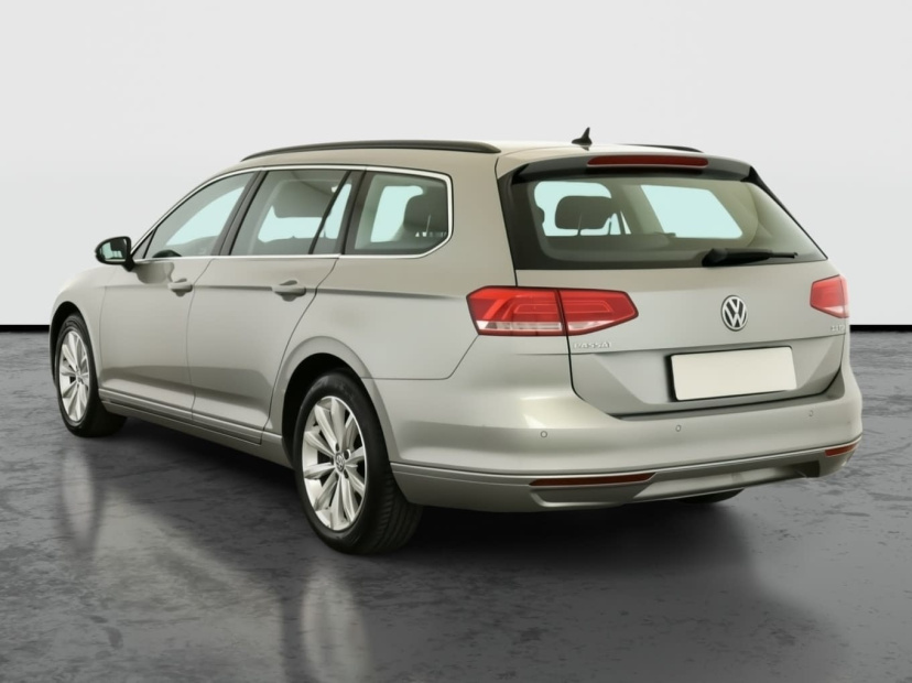 Volkswagen Passat, 2015