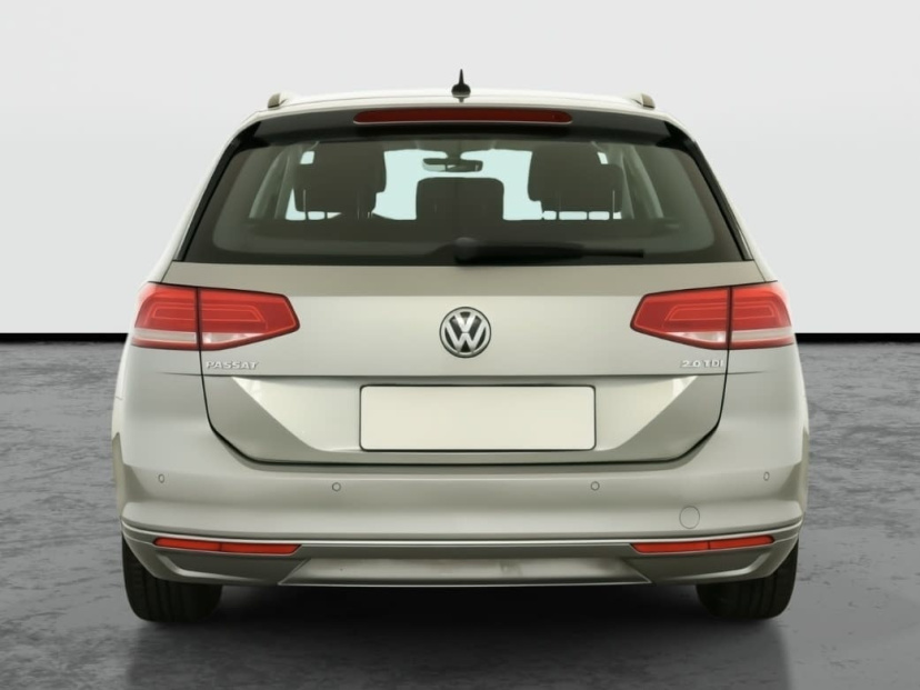 Volkswagen Passat, 2015