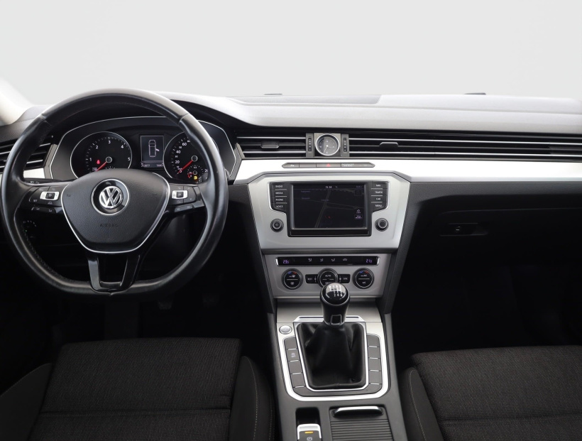 Volkswagen Passat, 2015
