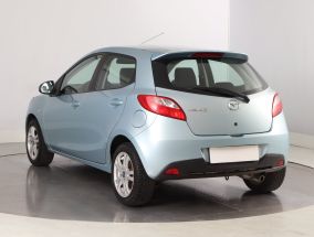 Mazda 2 - 2011