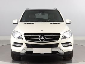 Mercedes-Benz ML - 2012