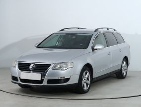 Volkswagen Passat - 2010