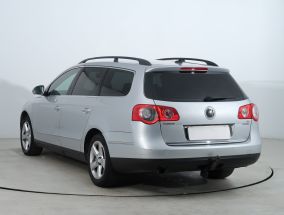 Volkswagen Passat - 2010