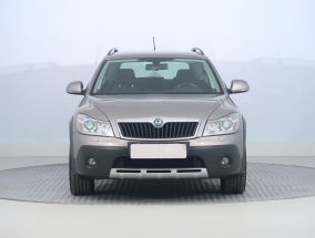 Skoda Octavia Scout - 2012
