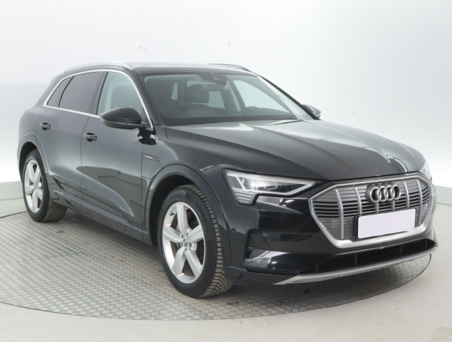 Audi e-tron 2019