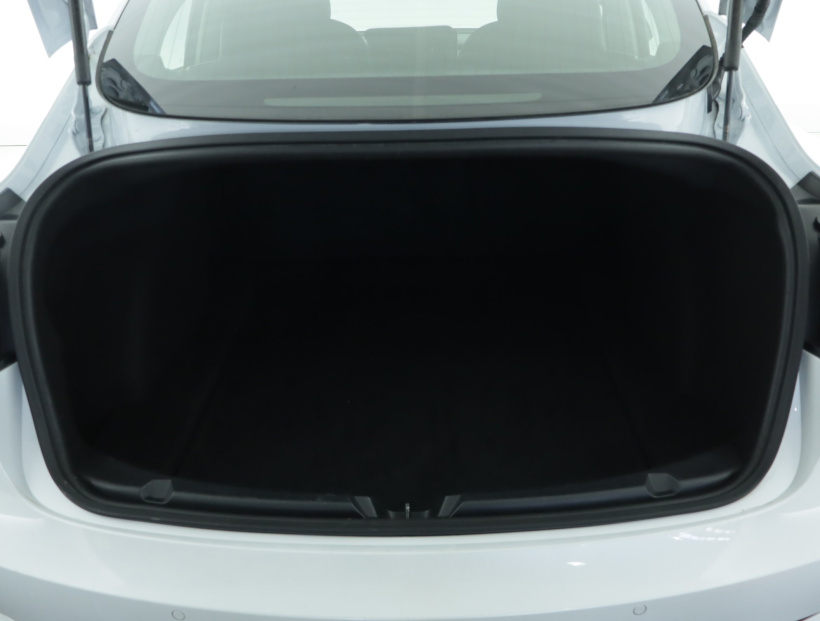 Tesla Model 3, 2019