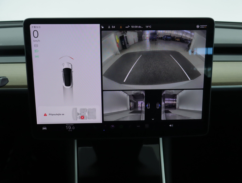 Tesla Model 3, 2019