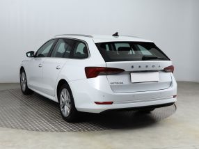 Skoda Octavia - 2023