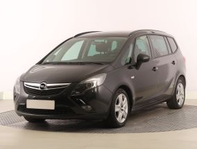 Opel Zafira - 2015