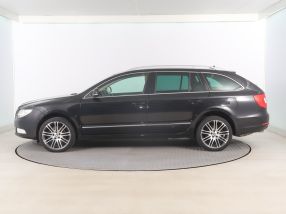 Škoda Superb - 2013