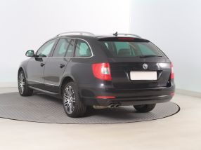 Škoda Superb - 2013