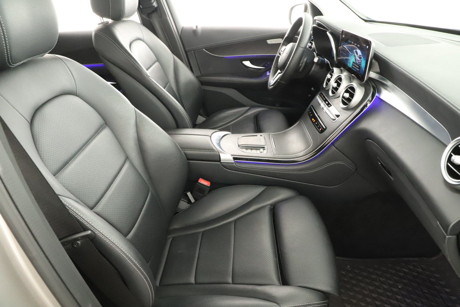 Mercedes-Benz GLC - 2020