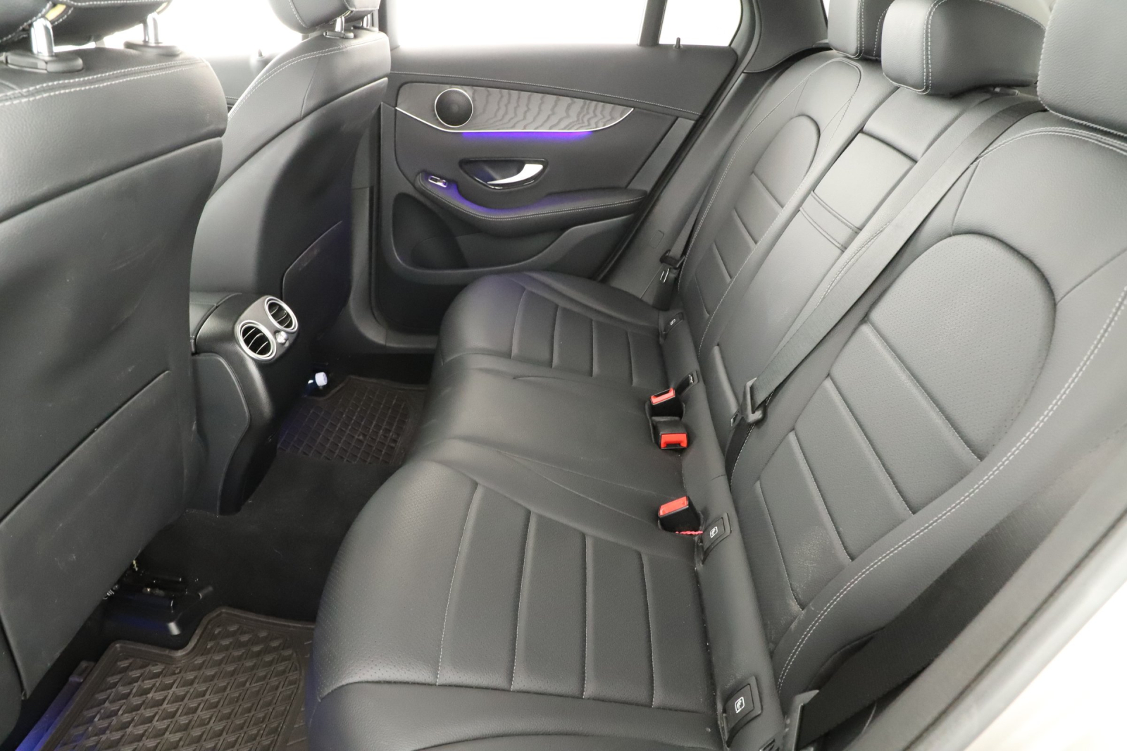 Mercedes-Benz GLC - 2020