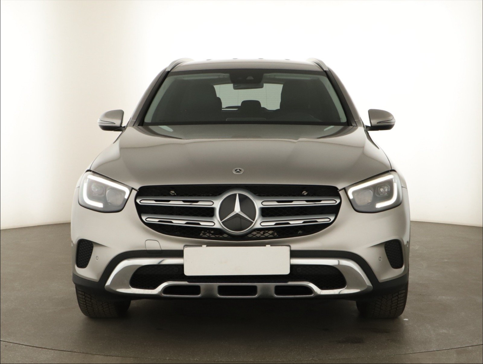 Mercedes-Benz GLC - 2020