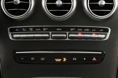 Mercedes-Benz GLC - 2020