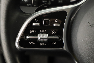 Mercedes-Benz GLC - 2020