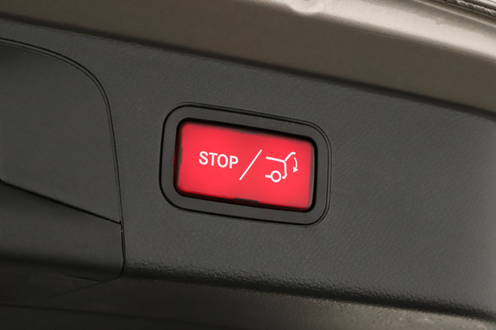 Mercedes-Benz GLC - 2020